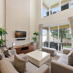 Magic Village 4BR, Spacious and Stylish