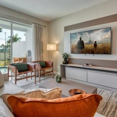 Super spacious villa private pool, themed beds