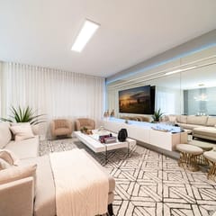 Luxury 9BR Retreat, Pool, Themed Rooms, New Floor