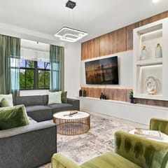 Luxury Themed 8BR with Pool, Game Room, Theater