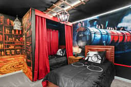 Amazing 6Bed Home in Solara, Fun for All - Image 3