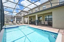 Beauty Home, Private Pool in Champions Gate - Image 2
