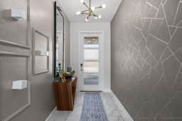 Chic 5Bed Home close to Disney parks - Image 5
