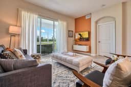 Chic Golf-View Condo - Simply Amazing - Image 5