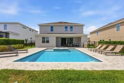 Comfort 6BR Getaway, Private Pool, Great Location - Image 4