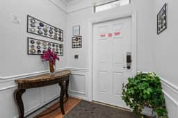 Comfortable 3BR Near Convention Center & Epic Park - Image 5