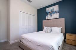 Cozy Getaways - Spacious & Ideal Location - Image 4
