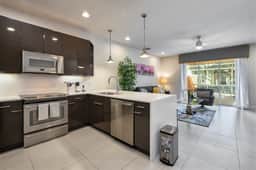 Distinctive Home, Private Pool - Image 5