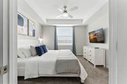 Elegant 2BR in Storey Lake, Top Location - Image 3