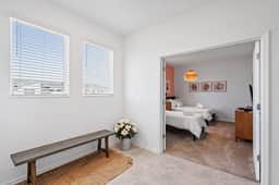 Elegant and Spacious 3 Bed Condo at Champions Gate - Image 3