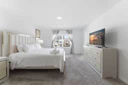 Family Friendly Stay in Prime Location - Image 3
