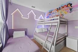 Family Getaway, 4BR Home Near Disney - Image 2