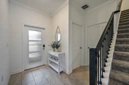Fun Getaway with Themed Bedrooms - Image 2