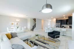 Getaway Delight-8 Bedrooms, Pool & Great Location - Image 5