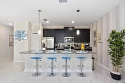 Gorgeous Home in Unbeatable Location - Image 5