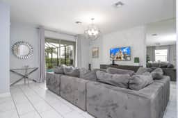 Home 6Bed , Themed Rooms, Game Room, Storey Lake - Image 3
