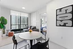 Luxury Miami Stay for 5 Guests - Image 2