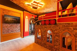 Luxury Themed Villa, Pool, Theater, Game room - Image 3