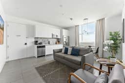 Modern South Beach 2 Bedroom Gem - Image 4