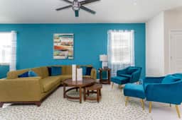 New & Fun Family Getaway - Super Cute Home - Image 4