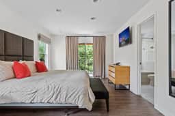 Pet Friendly 4 BR with Hot Tub - Image 3