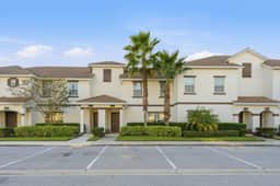 Relaxing 4BR Villa with Pool in Champions Gate - Image 4