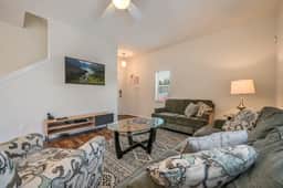 Remodeled Gem - Comfort and Location - Image 2