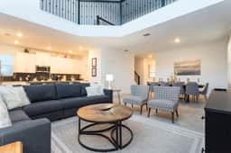 Spacious & Comfy Retreat, Prime Location, Amazing - Image 3