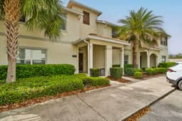 Spacious 4BR Townhome with Pool at Storey Lake - Image 4