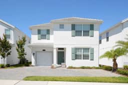 Spacious 6 Bed Home with Pool in Storey Lake - Image 3