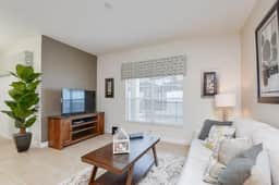 Spacious Cozy Comfort in Every Corner - Image 3