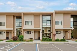 Spacious Luxury 4BR suite near Disney - Image 4