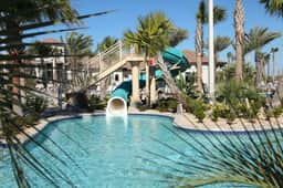 Stylish Disney Getaway with Themed Rooms - Image 3