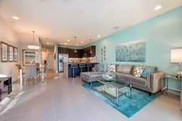 Super cozy home with private pool - Image 2