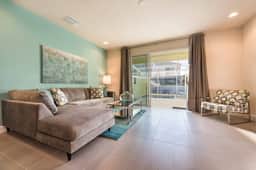 Super cozy home with private pool - Image 3