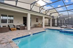 Themed 7Bedroom and Pool 18 guests - Image 3