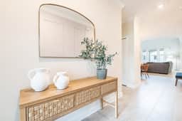 Themed Home 5BR - Private Pool, Prime Location - Image 2