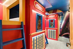 Unique Luxury Villa, Pool, Games and Themed Beds - Image 3