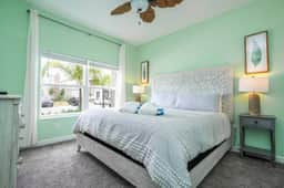 Vibrant, Themed Home, Prime Location - Image 3