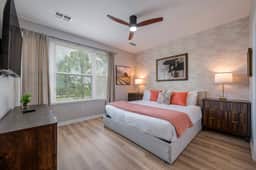 Stylish Vista Cay 3BR, Comfort at a Prime Location - Image 3