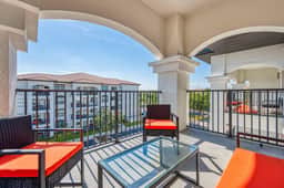 Comfortable 3BR Family Getaway, Top Location - Image 3
