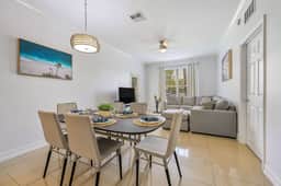 Orlando at Your Doorstep, 3BR condo, Sleeps 8 - Image 2