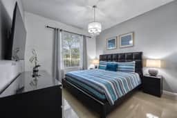 Vista Cay 2BR, Epic Location, Amazing Stay - Image 4
