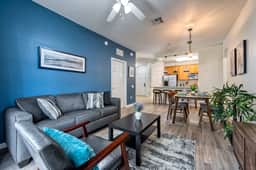 Vista Cay 2BR, Epic Location, Amazing Stay - Image 2