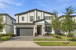 Stunning 6BR, Private Pool, Prime Location - Image 5
