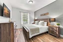 3BR Lake View, 8 guests, Amazing Orlando Location - Image 4