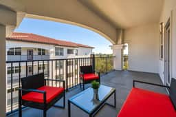 Your Orlando Retreat, 3BR at Prime Location - Image 4