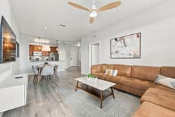 3BR Family Getaway, Prime Orlando Location - Image 2