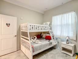 Charming Themed Stay/Lakeview/2 Clubhouses Access - Image 5