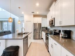 Private Pool & Hot Tub • 2 King Suites • 5BR/5BA - Image 4